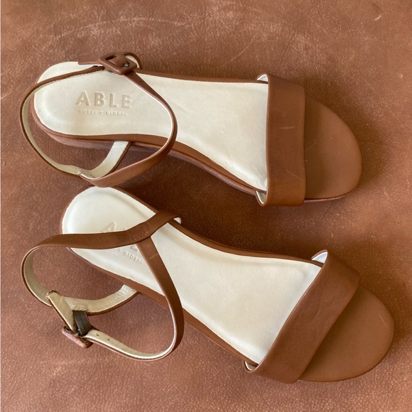 Able | Larissa Platform Leather Sandals - Picture 3 of 7